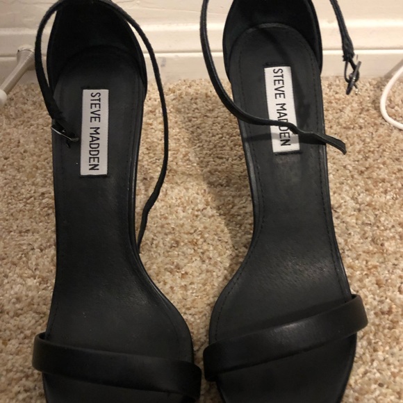 Steve Madden black high heel sandals - Picture 2 of 3